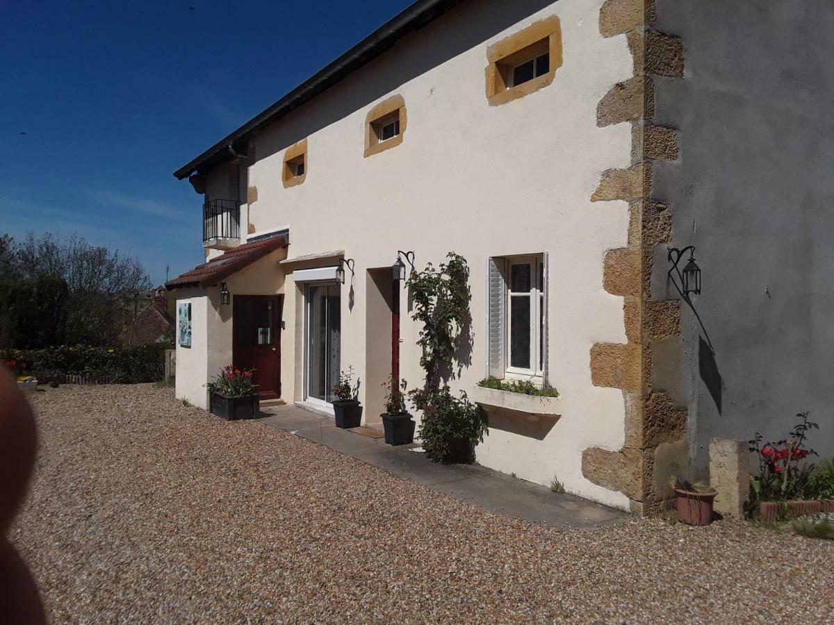 Escampette Hotel Saint-Aubin-en-Charollais Exterior foto